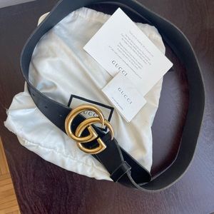 Authentic large Gucci GG belt with hood buckle - EXCELLENT CONDITION WITH TAGS